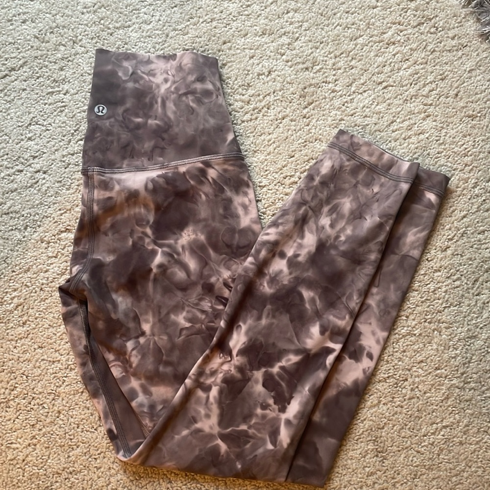 Lululemon leggings